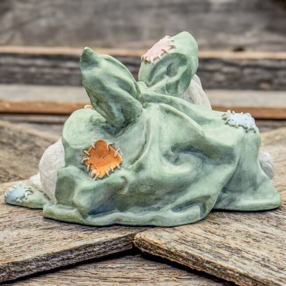 1993 Vintage Bundle of Love, The Patchville Bunnies Collection- Reg # DA-236 - Picture 5 of 10